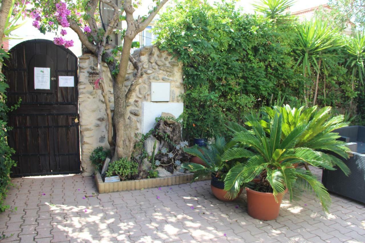 Appartement Dans Quartier Calme Avec Jardin Pour 2 Pers Argeles-sur-Mer Exterior photo